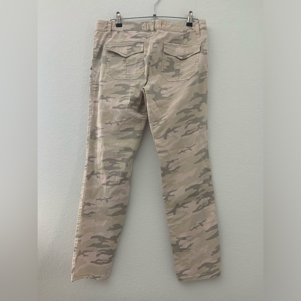 Blossom & Clover y2k Camo Pants Women’s tan green light camo Size 29 - Picture 6 of 11